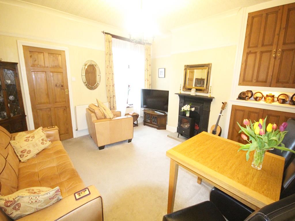 3 bedroom end terrace house For Sale in Barnoldswick - IMG_2123.jpg